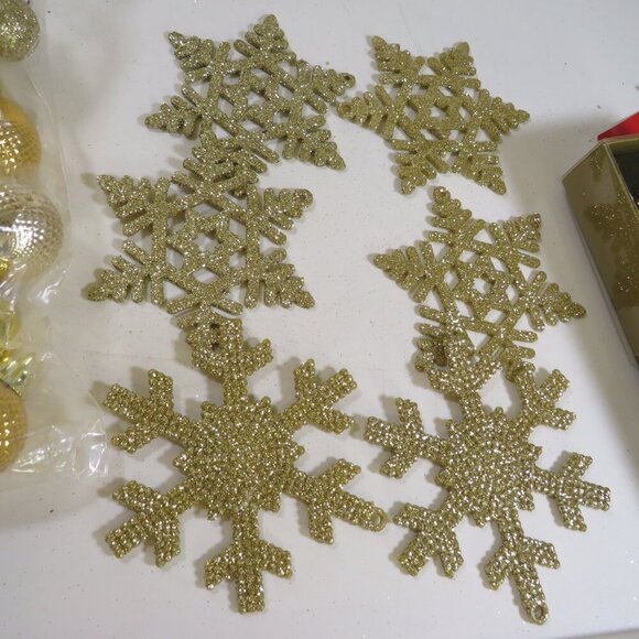 Gold Holiday Ornaments with (3) blown glass heart ornaments - Picture 4 of 7